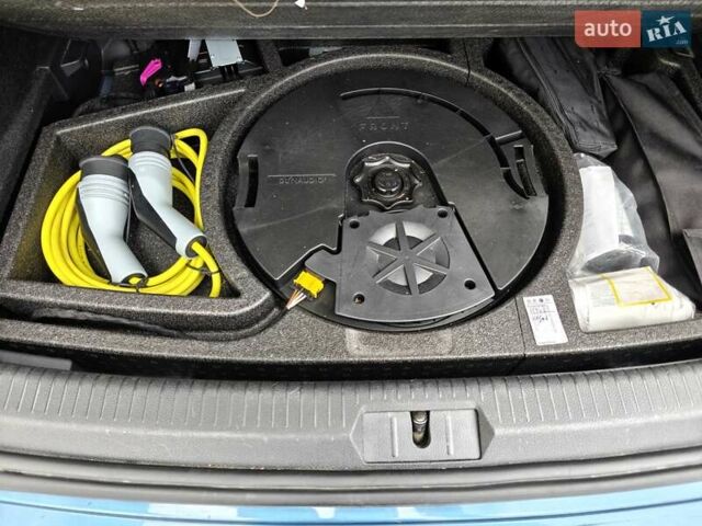 Синий Фольксваген e-Golf, объемом двигателя 0 л и пробегом 109 тыс. км за 8750 $, фото 20 на Automoto.ua