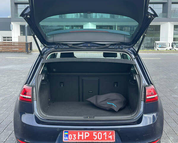 Синій Фольксваген e-Golf, об'ємом двигуна 0 л та пробігом 114 тис. км за 7000 $, фото 25 на Automoto.ua