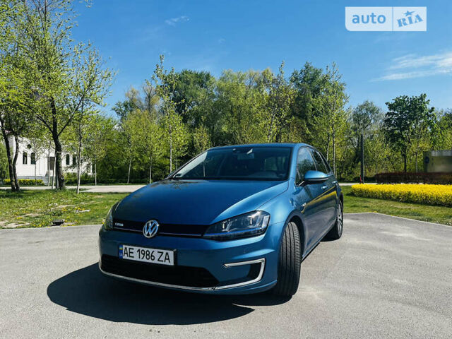 Синій Фольксваген e-Golf, об'ємом двигуна 0 л та пробігом 143 тис. км за 11999 $, фото 4 на Automoto.ua