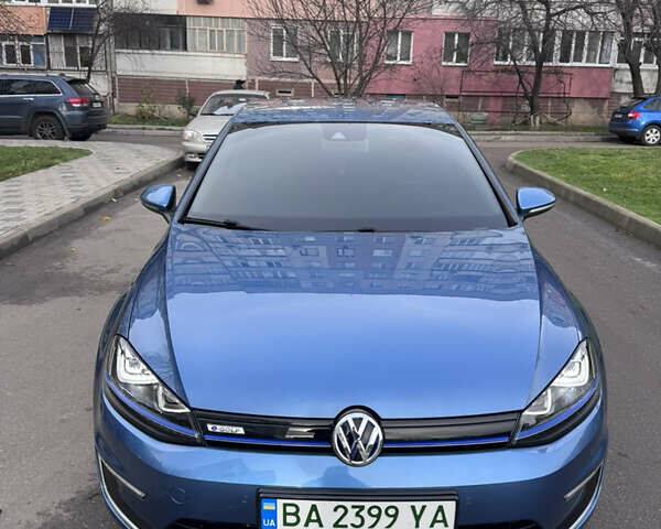 Синий Фольксваген e-Golf, объемом двигателя 0 л и пробегом 99 тыс. км за 9500 $, фото 9 на Automoto.ua