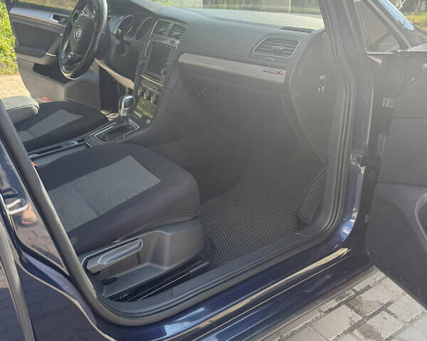 Синий Фольксваген e-Golf, объемом двигателя 0 л и пробегом 150 тыс. км за 8850 $, фото 9 на Automoto.ua