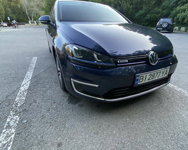 Синий Фольксваген e-Golf, объемом двигателя 0 л и пробегом 126 тыс. км за 10500 $, фото 10 на Automoto.ua