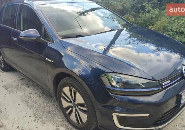 Синий Фольксваген e-Golf, объемом двигателя 0 л и пробегом 135 тыс. км за 9500 $, фото 1 на Automoto.ua