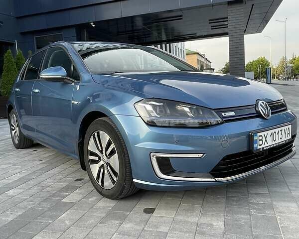 Синий Фольксваген e-Golf, объемом двигателя 0 л и пробегом 139 тыс. км за 10350 $, фото 2 на Automoto.ua