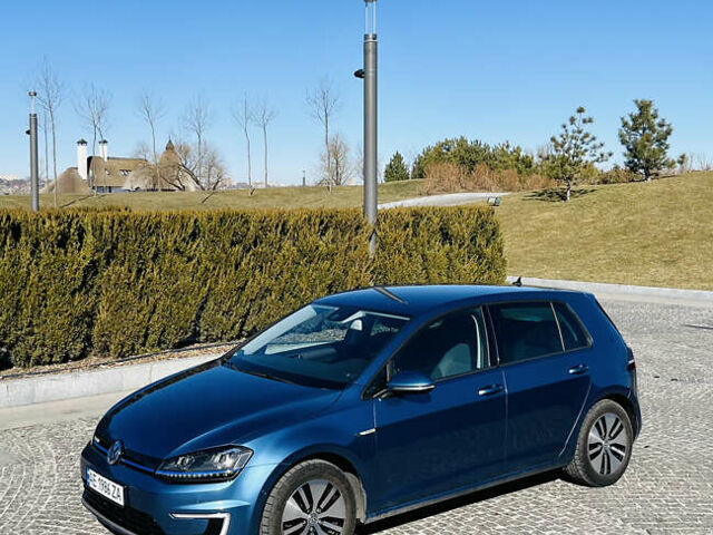 Синій Фольксваген e-Golf, об'ємом двигуна 0 л та пробігом 143 тис. км за 11999 $, фото 26 на Automoto.ua