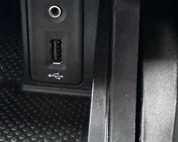 Синий Фольксваген e-Golf, объемом двигателя 0 л и пробегом 99 тыс. км за 9500 $, фото 73 на Automoto.ua