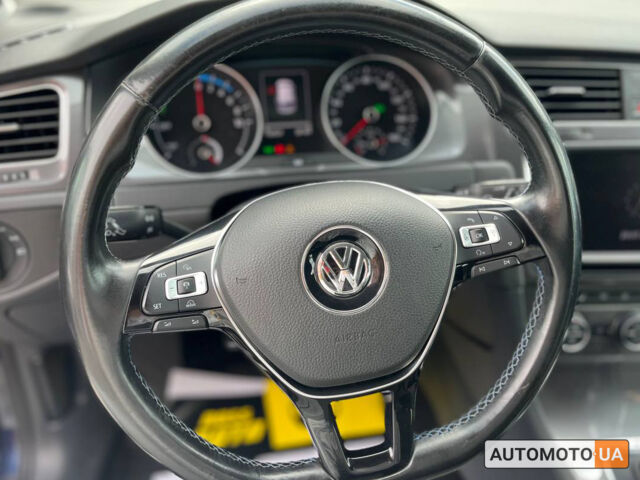 Синий Фольксваген e-Golf, объемом двигателя 24 л и пробегом 117 тыс. км за 9500 $, фото 11 на Automoto.ua