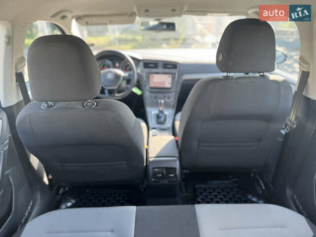 Синий Фольксваген e-Golf, объемом двигателя 0 л и пробегом 195 тыс. км за 7700 $, фото 21 на Automoto.ua