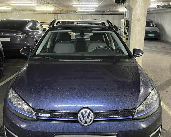 Синий Фольксваген e-Golf, объемом двигателя 0 л и пробегом 78 тыс. км за 10400 $, фото 7 на Automoto.ua