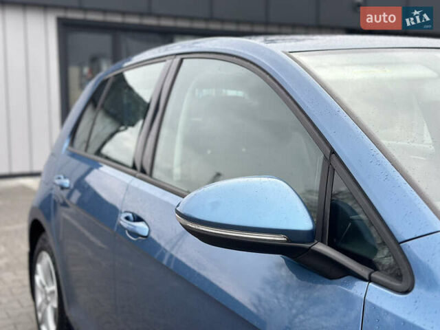 Синий Фольксваген e-Golf, объемом двигателя 0 л и пробегом 168 тыс. км за 7350 $, фото 18 на Automoto.ua