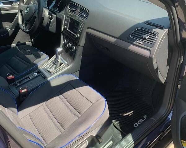Синий Фольксваген e-Golf, объемом двигателя 0 л и пробегом 68 тыс. км за 9900 $, фото 7 на Automoto.ua