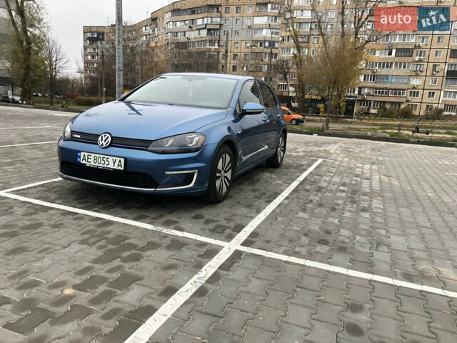 Синий Фольксваген e-Golf, объемом двигателя 0 л и пробегом 117 тыс. км за 10600 $, фото 4 на Automoto.ua