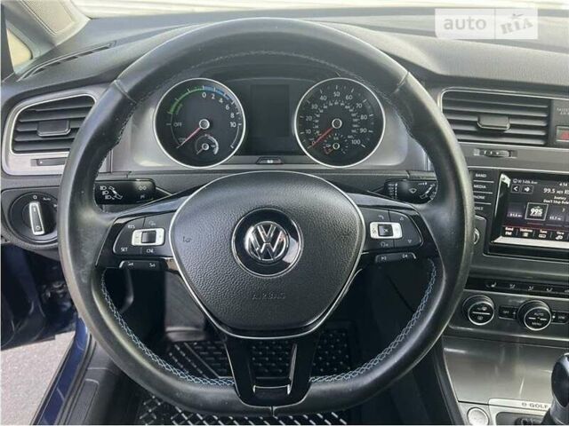 Синий Фольксваген e-Golf, объемом двигателя 0 л и пробегом 81 тыс. км за 2900 $, фото 11 на Automoto.ua