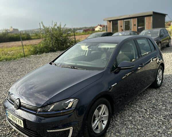 Синий Фольксваген e-Golf, объемом двигателя 0 л и пробегом 118 тыс. км за 8400 $, фото 4 на Automoto.ua