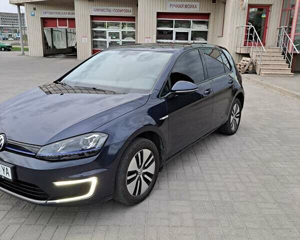 Синій Фольксваген e-Golf, об'ємом двигуна 0 л та пробігом 110 тис. км за 11500 $, фото 10 на Automoto.ua