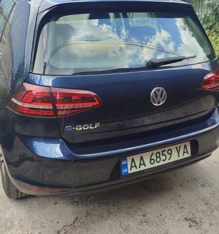 Синий Фольксваген e-Golf, объемом двигателя 0 л и пробегом 135 тыс. км за 9500 $, фото 3 на Automoto.ua