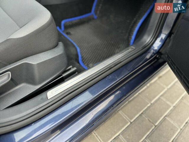 Синій Фольксваген e-Golf, об'ємом двигуна 0 л та пробігом 135 тис. км за 8350 $, фото 17 на Automoto.ua