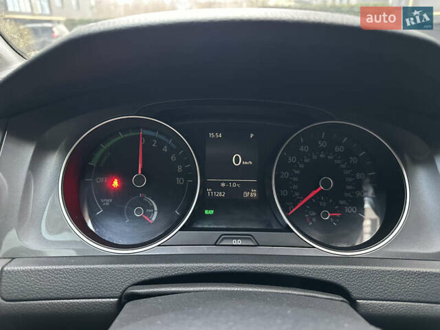 Синий Фольксваген e-Golf, объемом двигателя 0 л и пробегом 111 тыс. км за 8200 $, фото 19 на Automoto.ua