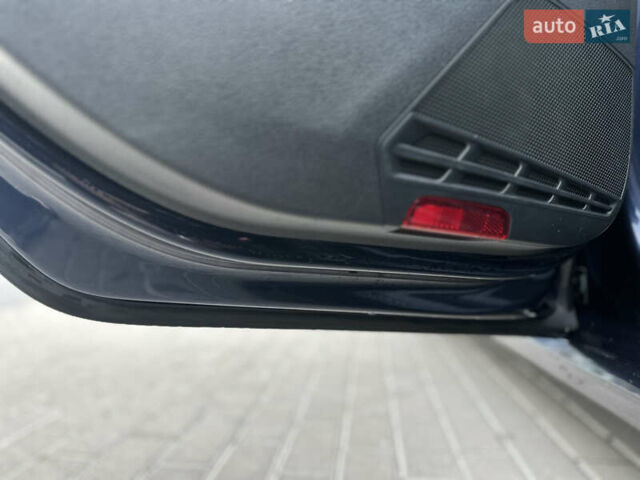 Синій Фольксваген e-Golf, об'ємом двигуна 0 л та пробігом 135 тис. км за 8350 $, фото 26 на Automoto.ua