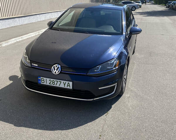 Синий Фольксваген e-Golf, объемом двигателя 0 л и пробегом 126 тыс. км за 10500 $, фото 5 на Automoto.ua