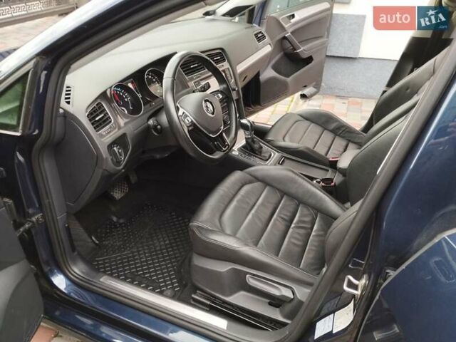 Синий Фольксваген e-Golf, объемом двигателя 0 л и пробегом 123 тыс. км за 8950 $, фото 8 на Automoto.ua