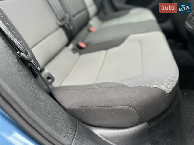 Синий Фольксваген e-Golf, объемом двигателя 0 л и пробегом 168 тыс. км за 7350 $, фото 96 на Automoto.ua