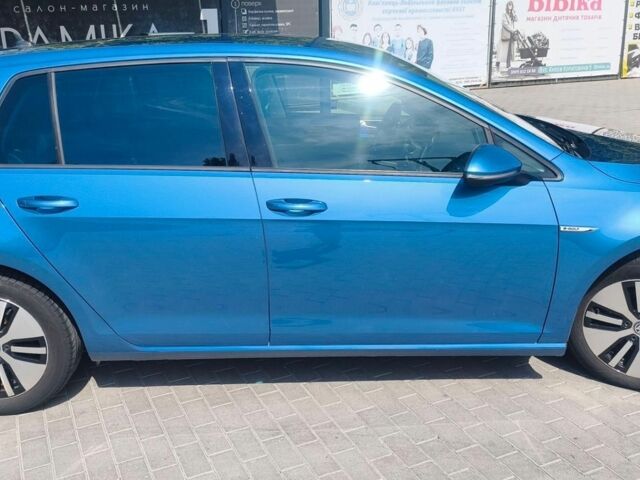 Синий Фольксваген e-Golf, объемом двигателя 0 л и пробегом 152 тыс. км за 8700 $, фото 4 на Automoto.ua