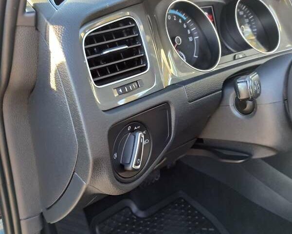 Синій Фольксваген e-Golf, об'ємом двигуна 0 л та пробігом 88 тис. км за 9750 $, фото 72 на Automoto.ua