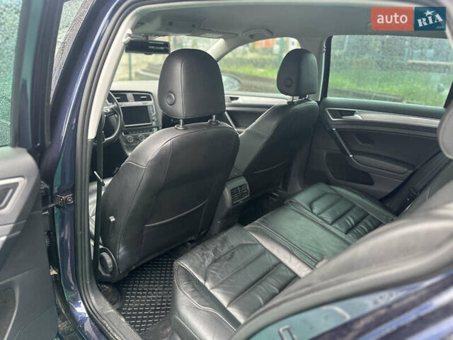 Синий Фольксваген e-Golf, объемом двигателя 0 л и пробегом 114 тыс. км за 8750 $, фото 6 на Automoto.ua