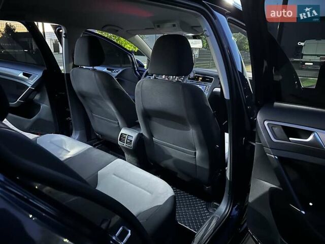 Синий Фольксваген e-Golf, объемом двигателя 0 л и пробегом 148 тыс. км за 7550 $, фото 3 на Automoto.ua