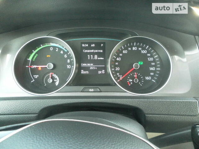 Синий Фольксваген e-Golf, объемом двигателя 0 л и пробегом 88 тыс. км за 9950 $, фото 16 на Automoto.ua