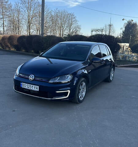 Синий Фольксваген e-Golf, объемом двигателя 0 л и пробегом 90 тыс. км за 9150 $, фото 5 на Automoto.ua