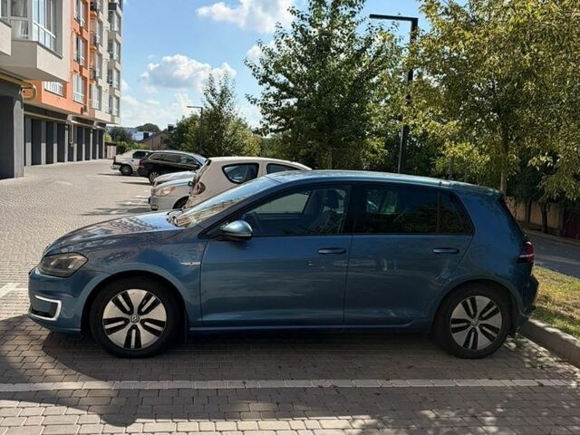 Синий Фольксваген e-Golf, объемом двигателя 0 л и пробегом 165 тыс. км за 9899 $, фото 18 на Automoto.ua