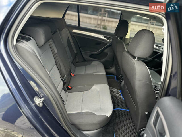 Синій Фольксваген e-Golf, об'ємом двигуна 0 л та пробігом 135 тис. км за 8350 $, фото 14 на Automoto.ua
