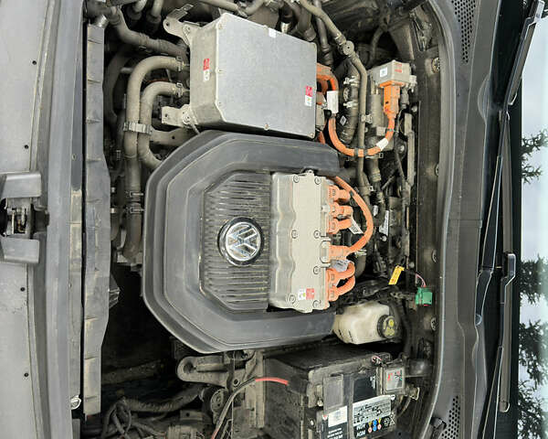 Синий Фольксваген e-Golf, объемом двигателя 0 л и пробегом 111 тыс. км за 8500 $, фото 15 на Automoto.ua