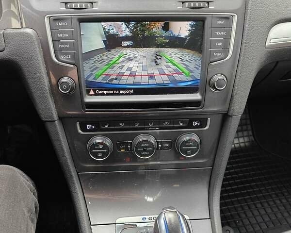 Синий Фольксваген e-Golf, объемом двигателя 0 л и пробегом 109 тыс. км за 8750 $, фото 23 на Automoto.ua