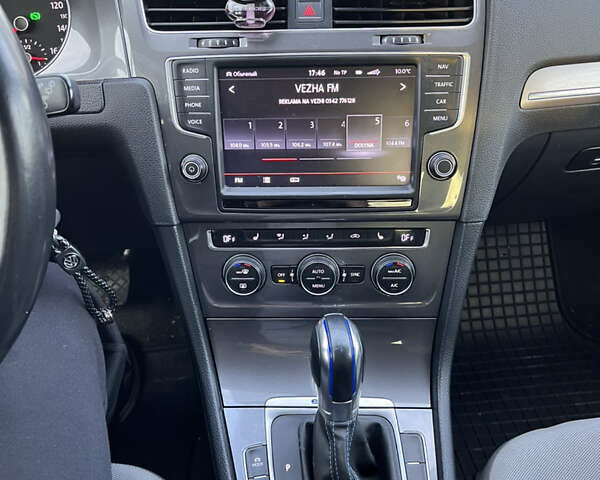 Синий Фольксваген e-Golf, объемом двигателя 0 л и пробегом 145 тыс. км за 9555 $, фото 16 на Automoto.ua