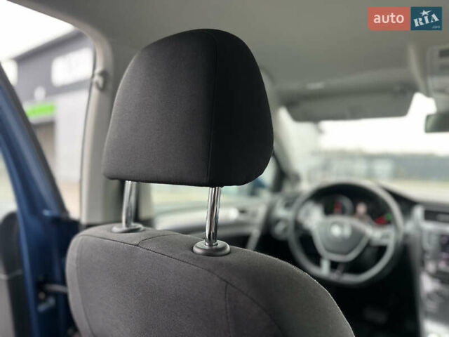 Синий Фольксваген e-Golf, объемом двигателя 0 л и пробегом 168 тыс. км за 7350 $, фото 82 на Automoto.ua