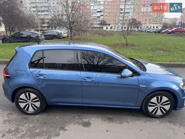 Синий Фольксваген e-Golf, объемом двигателя 0 л и пробегом 99 тыс. км за 9500 $, фото 10 на Automoto.ua