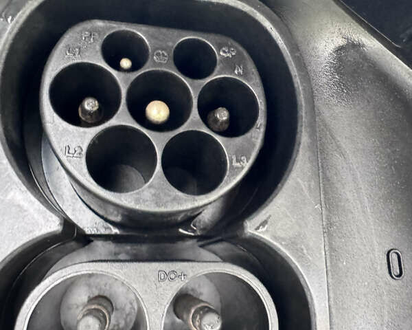 Синий Фольксваген e-Golf, объемом двигателя 0 л и пробегом 99 тыс. км за 9500 $, фото 76 на Automoto.ua