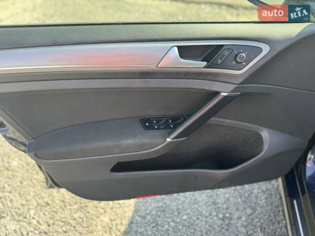 Синий Фольксваген e-Golf, объемом двигателя 0 л и пробегом 195 тыс. км за 7700 $, фото 13 на Automoto.ua