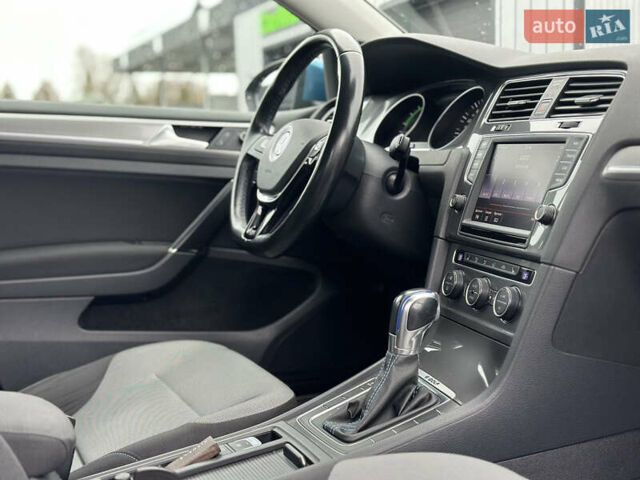 Синій Фольксваген e-Golf, об'ємом двигуна 0 л та пробігом 168 тис. км за 6999 $, фото 106 на Automoto.ua