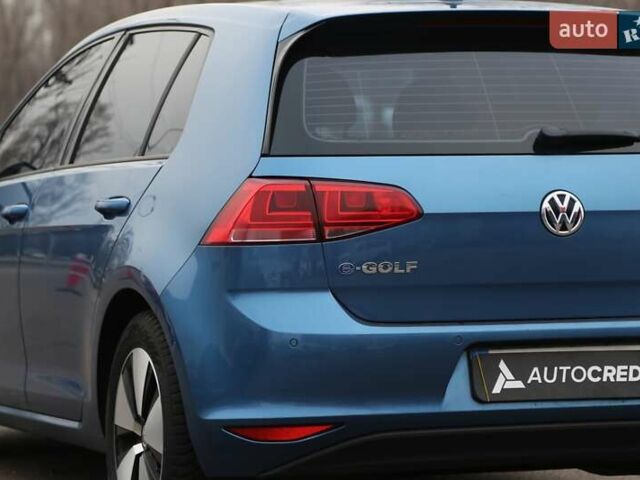Синий Фольксваген e-Golf, объемом двигателя 0 л и пробегом 96 тыс. км за 9900 $, фото 7 на Automoto.ua