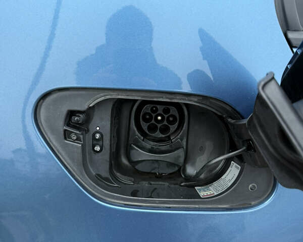 Синій Фольксваген e-Golf, об'ємом двигуна 0 л та пробігом 139 тис. км за 9999 $, фото 16 на Automoto.ua