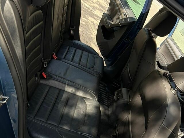 Синий Фольксваген e-Golf, объемом двигателя 0 л и пробегом 165 тыс. км за 9899 $, фото 11 на Automoto.ua