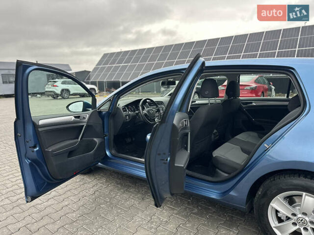 Синий Фольксваген e-Golf, объемом двигателя 0 л и пробегом 168 тыс. км за 7350 $, фото 74 на Automoto.ua