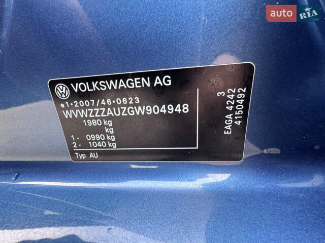 Синий Фольксваген e-Golf, объемом двигателя 0 л и пробегом 99 тыс. км за 9500 $, фото 35 на Automoto.ua