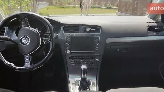 Синий Фольксваген e-Golf, объемом двигателя 0 л и пробегом 110 тыс. км за 8750 $, фото 5 на Automoto.ua