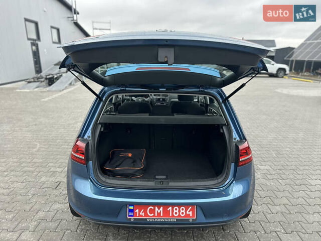 Синий Фольксваген e-Golf, объемом двигателя 0 л и пробегом 168 тыс. км за 7350 $, фото 87 на Automoto.ua