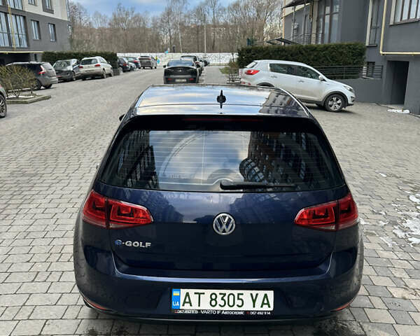 Синий Фольксваген e-Golf, объемом двигателя 0 л и пробегом 111 тыс. км за 8200 $, фото 7 на Automoto.ua